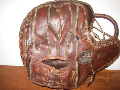 Luke Sewell MacGregor Goldsmith G174 Back